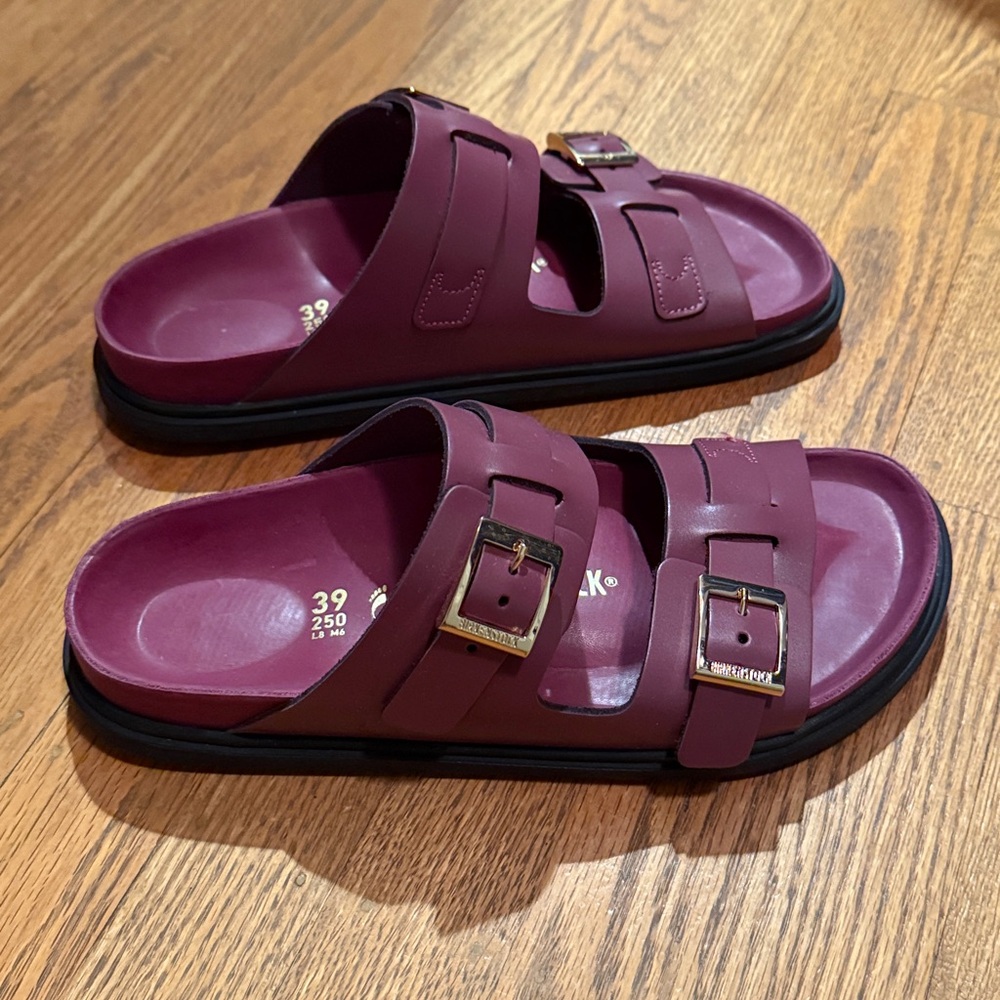 Birkenstock Burgundy Leather Sandals - Picture 5 of 5